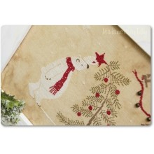 The bear and the tree - Madame Chantilly