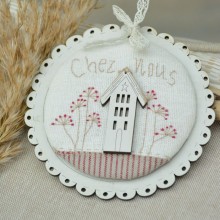 Lace Bauble - The Bee Company