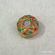 M10 Holiday - Pearl cotton no. 12 Valdani