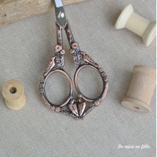 Embroidery scissors 40
