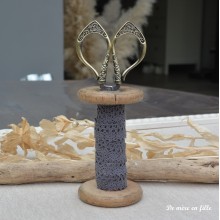 Embroidery scissors 57