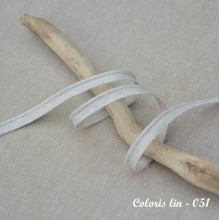 Linen piping
