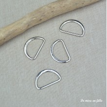 Metal half-moon rings 30 mm