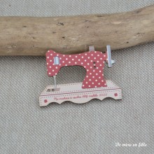 Red polka dot sewing machine ME-61 - Atelier Bonheur du Jour