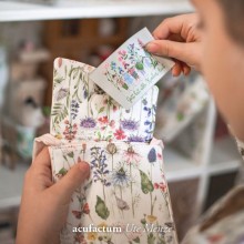 Embroidered label Flower children 35397 - Acufactum