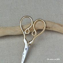 Embroidery scissors 75