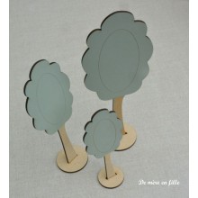 Wooden Tree lime colour - SMALL - The Bee Company