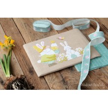 Easter with the gnome - Madame Chantilly