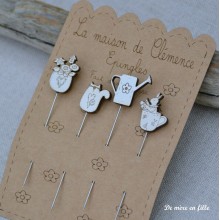 Set of 4 pins n°9 — La maison de Clémence