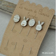 Set of 4 pins n°10 — La maison de Clémence