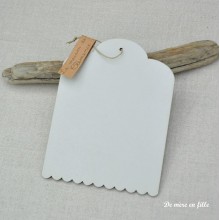 Scalloped board — La maison de Clémence