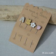 Set of 4 pins n°11 — La maison de Clémence
