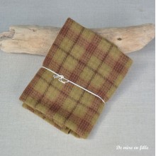 Wool Y Linden Check - Wool 35x40 cm