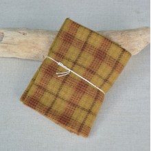 Wool B1 Bronze Check - Wool 35x40 cm