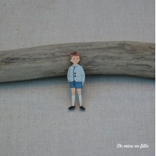 Boy in blue shorts VI-72 - Atelier Bonheur du Jour