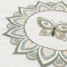 Mandala no.8 butterfly - Un Chat dans l'aiguille