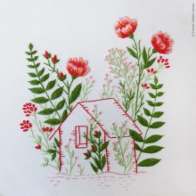 Between the flowers - Tamar Nahir-Yanai