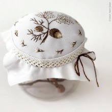 Two acorns - Tamar Nahir-Yanai