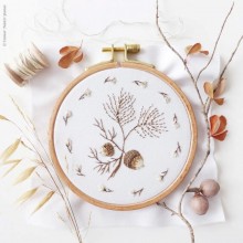 Two acorns - Tamar Nahir-Yanai