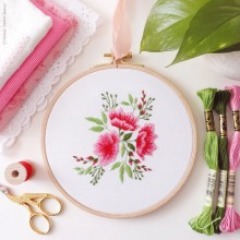 Pink flowers - Tamar Nahir-Yanai