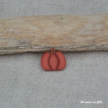 Orange pumpkin 2212S - Just Another Button