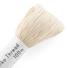 Olympus Sashiko Thread – 100 m Skein – 102 Ecru