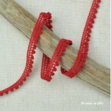 Mini pompoms - Blood red 071